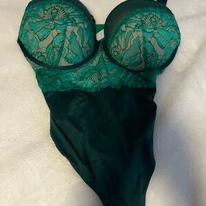Elegant Green Lace Bodysuit